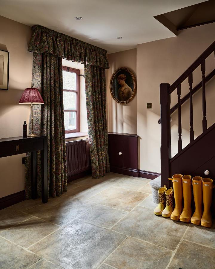 Townhouse Suites- Abbey Row Malmesbury Exteriör bild