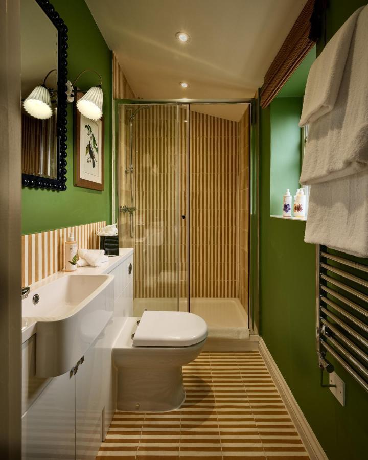 Townhouse Suites- Abbey Row Malmesbury Exteriör bild