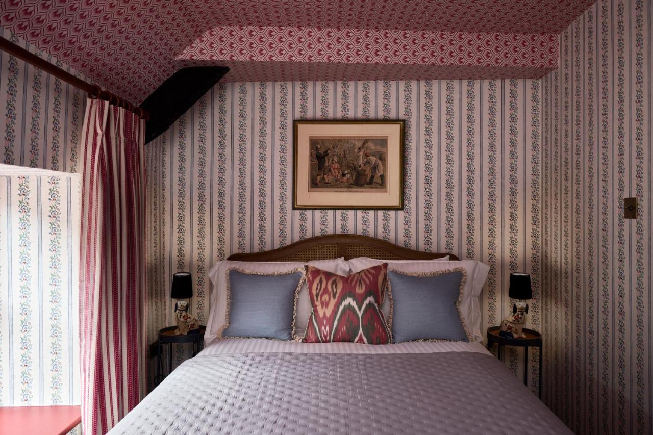 Townhouse Suites- Abbey Row Malmesbury Exteriör bild